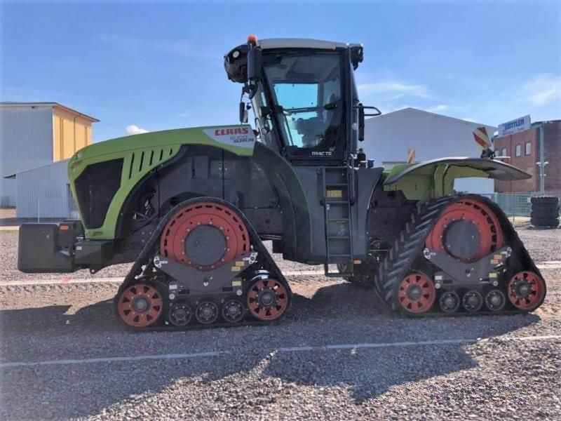 E-FARM: Claas Xerion 5000 TRAC TS - Τρακτέρ - id RAFZPCY - 318.000 € - Χρονία: 2020 - Μετρητής ωρών: 1.622,Ισχύς κινητήρα: 530,Γερμανία