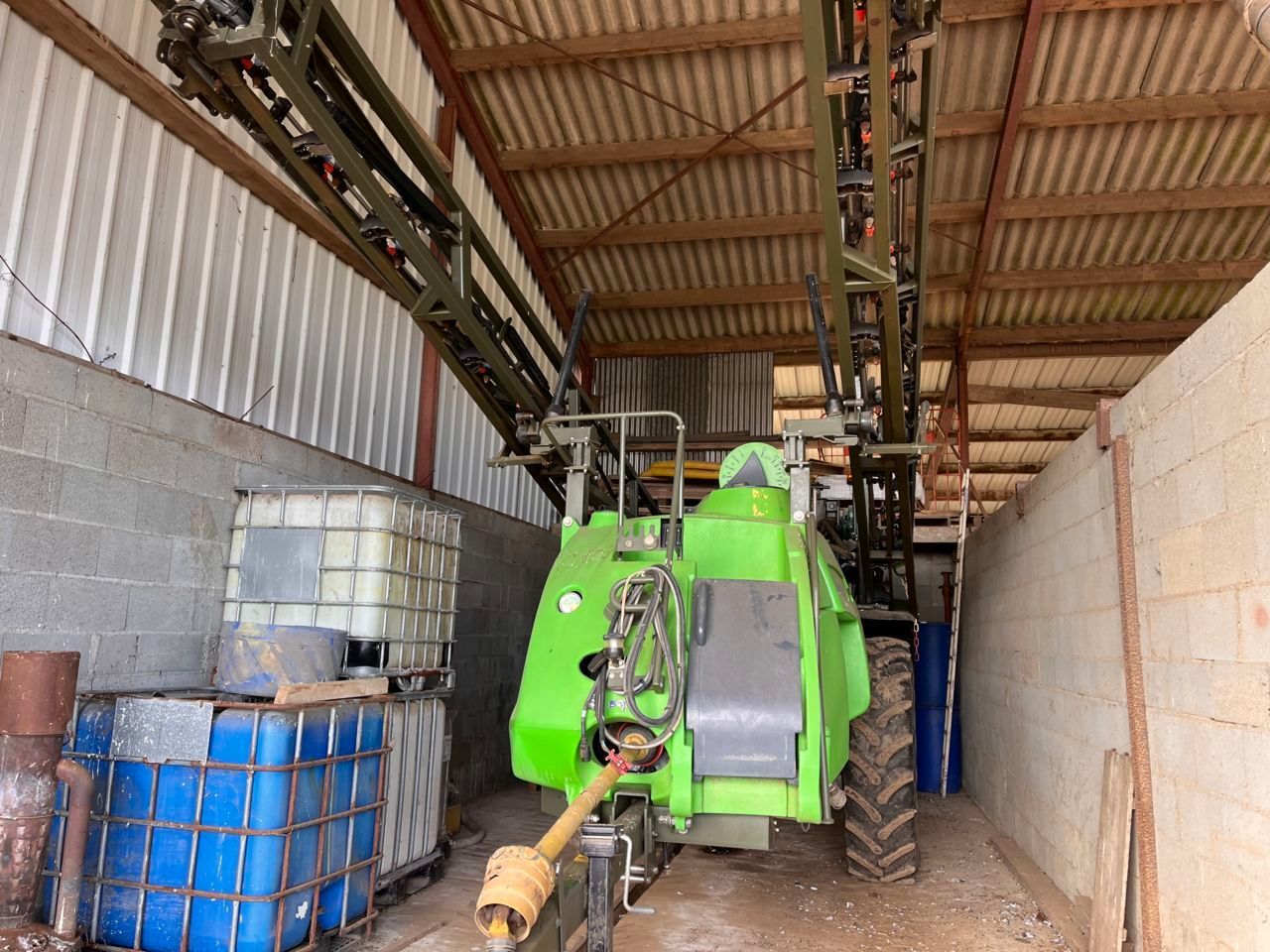 E-FARM: Tecnoma tecnis 3100 - Razpršilnik - id V3LCBDJ - 17.000 € - Leto izgradnje: 2015 - Francija