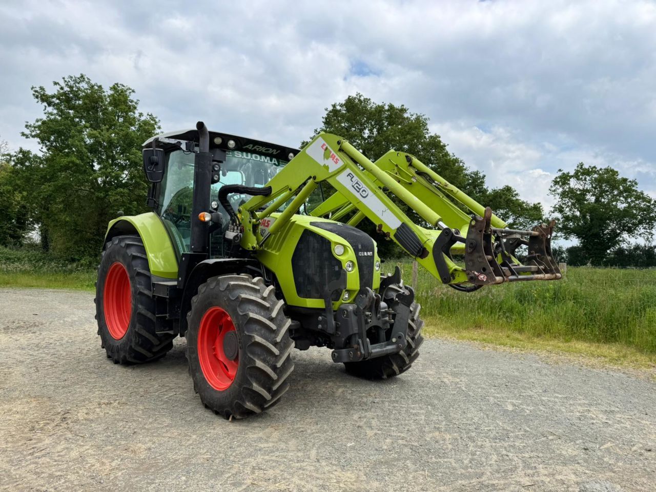 E-FARM: Claas Arion 530 - Traktor - id SRKEABU - 57 000 € - Rok produkcji: 2016 - Motogodziny: 3863,Moc silnika: 145,Francja