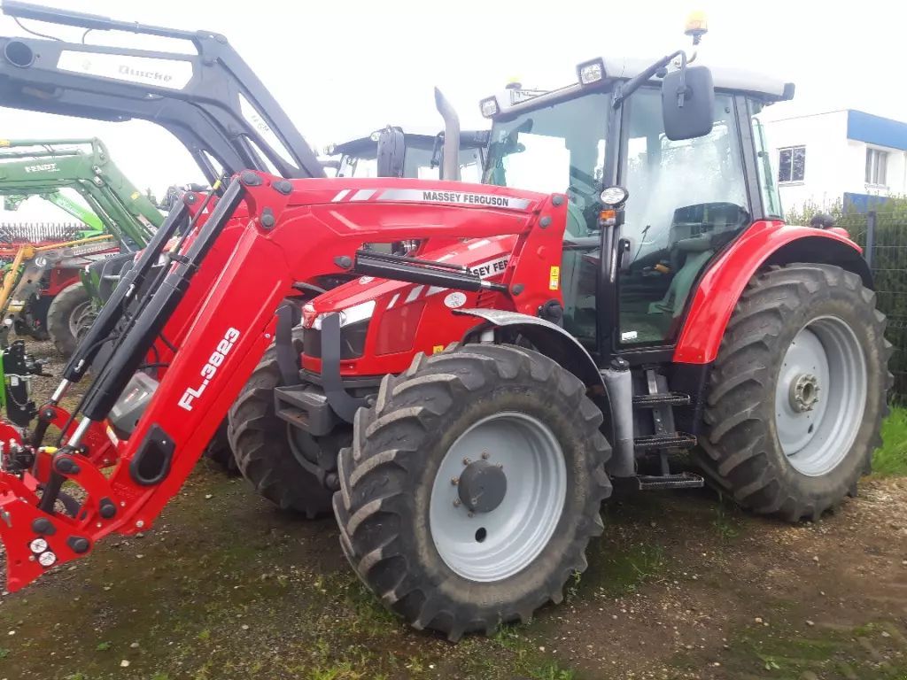 E-FARM: Massey Ferguson 6455 - Tracteur - id 4JJAZPZ - 56 000 € - Année: 2012 - Lecture du nombre d'heure: 2 012,Puissance du moteur (chevaux): 110,France