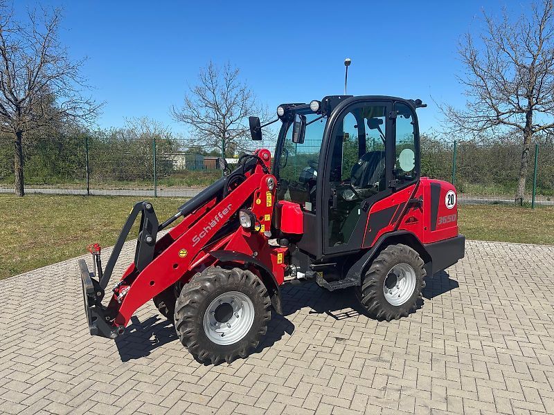 Schäffer 3650 Chargeuse compacte 45 000 €