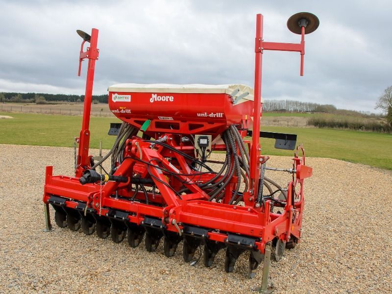E-FARM: MÖRE uni-drill direct drill 3m - Perforación directa - id CYHDRZG - 40.974 € - Año: 2023 - Reino Unido