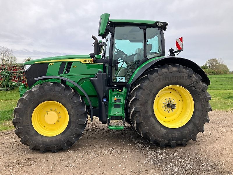 John Deere 6R 215 Tractor €165,000