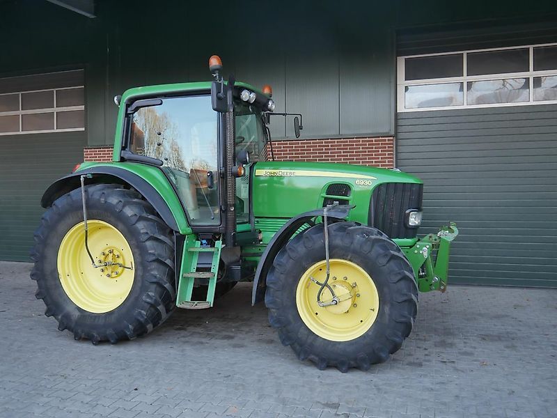 E-FARM: John Deere 6930 Premium - Tractor - id MG6TMBW - 45.000 € - Año: 2008 - Horas: 9060,Potencia del motor: 165,Alemania