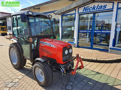 E-FARM: Massey Ferguson 1532 - Τρακτέρ - id 9P33IQT - 23.445 € - Χρονία: 2021 - Μετρητής ωρών: 156,Ισχύς κινητήρα: 31,Γερμανία