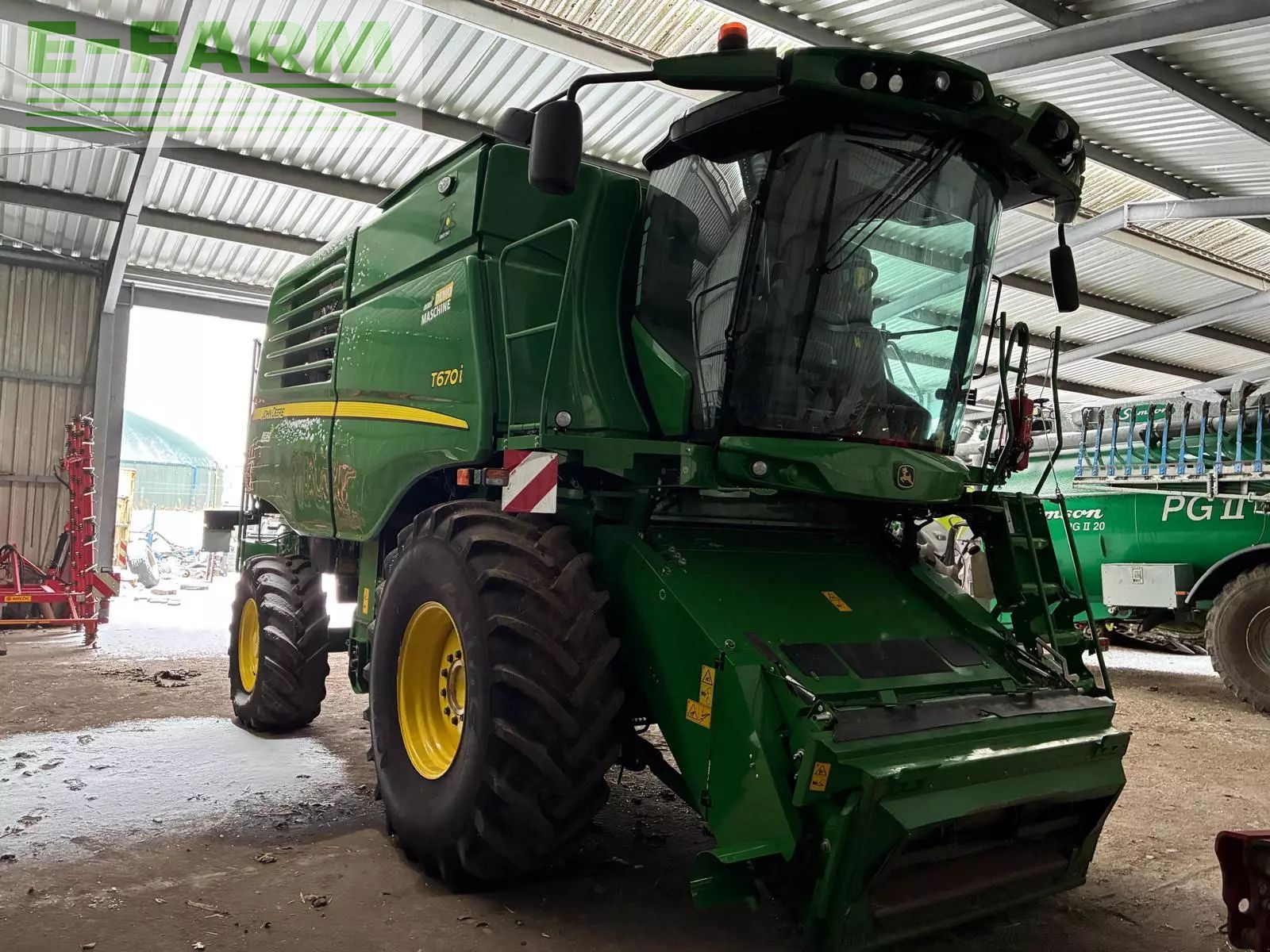 John Deere T670 Mähdrescher 251.681 €