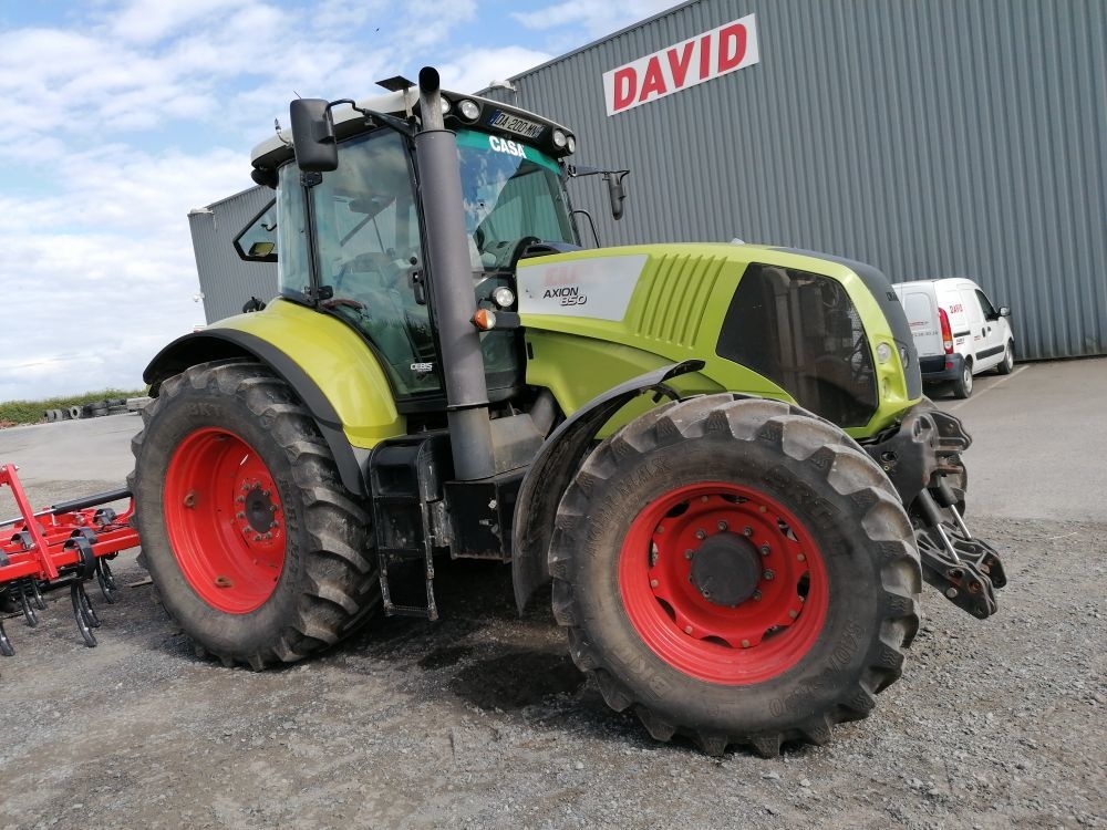 Claas Axion 850 tractor €35,000