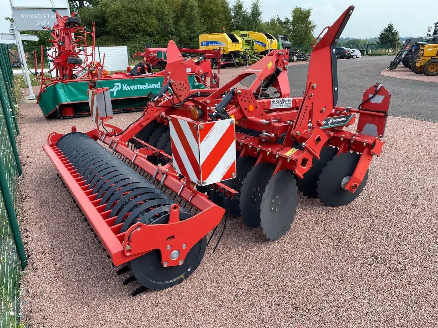 E-FARM: Kverneland déchaumeur à disques qualidisc 3000 kverneland - Cultivateur - id DUHJRPA - 17 500 € - Année: 2018 - France
