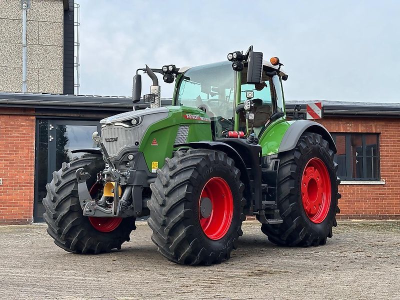 E-FARM: Fendt 728 Vario ProfiPlus - Tractor - id PJW1DDD - €239,000 - Year of construction: 2023 - Engine hours: 1,000,Germany