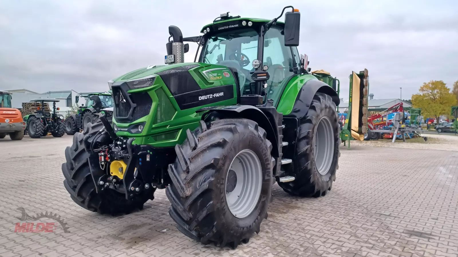 Deutz-Fahr AgroTron 8280 TTV Tractor €160,000