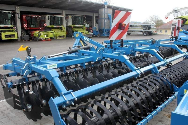 E-FARM: AGRO-STAL zeta 4,50m - Tallerkenharver og skiveharve - id ARIQDD6 - 16.000 € - Produktionsår: 2025 - Østrig