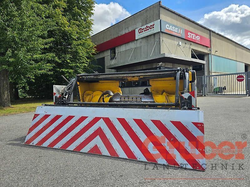 E-FARM: New Holland 273 - Barre de coupe - id VMZQHYV - 5 860 € - Année: 2005 - Allemagne