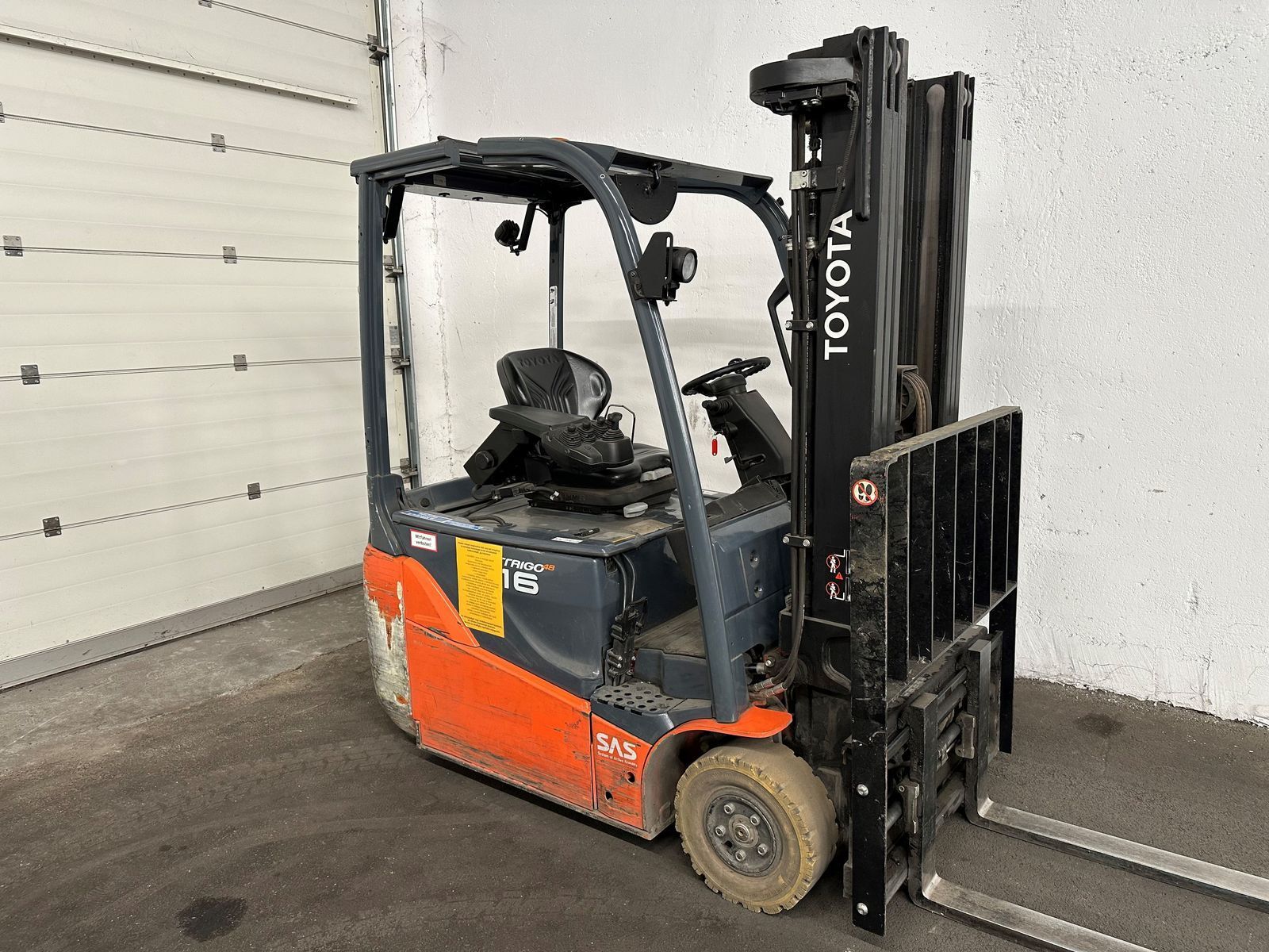 TOYOTA 8fbe16t - triplex 4,7 m - ss - zinkenverstellung Forklift €9,450