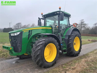 E-FARM: John Deere 8370 R - Tractor - id XZF5LZU - €214,228 - Year of construction: 2020 - Engine hours: 3,000,Denmark