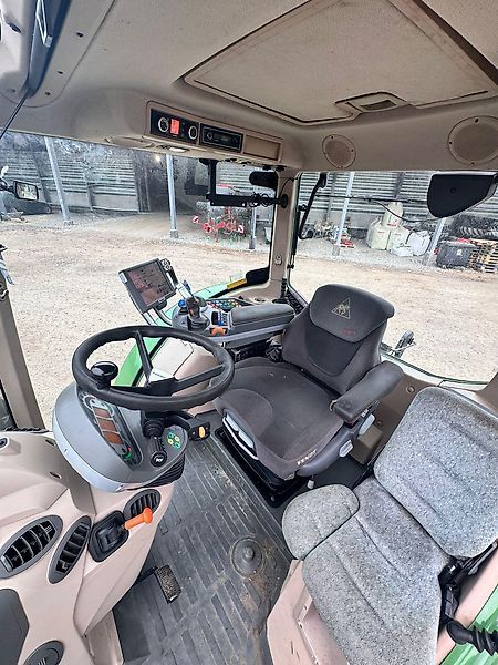 Fendt 724 Vario Трактор 69 759 €