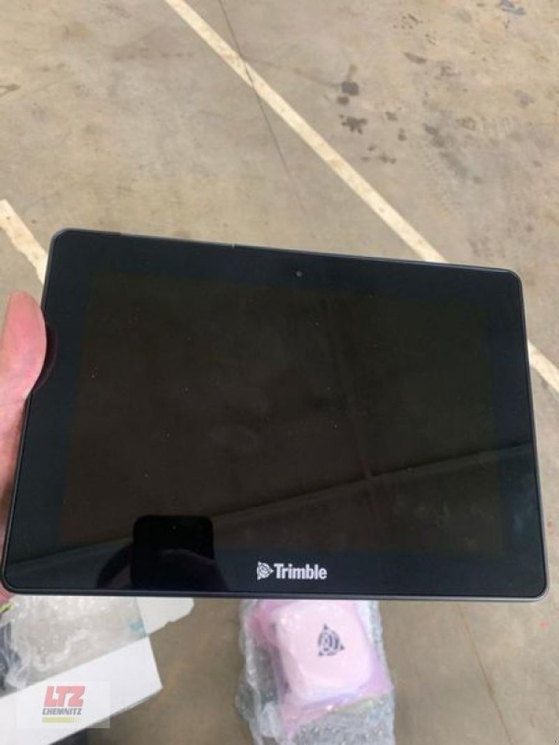 E-FARM: Trimble gfx 750 trimble - Agricultura de precisión y GPS - id L2B1XRN - 8900 € - Año: 2022 - Alemania