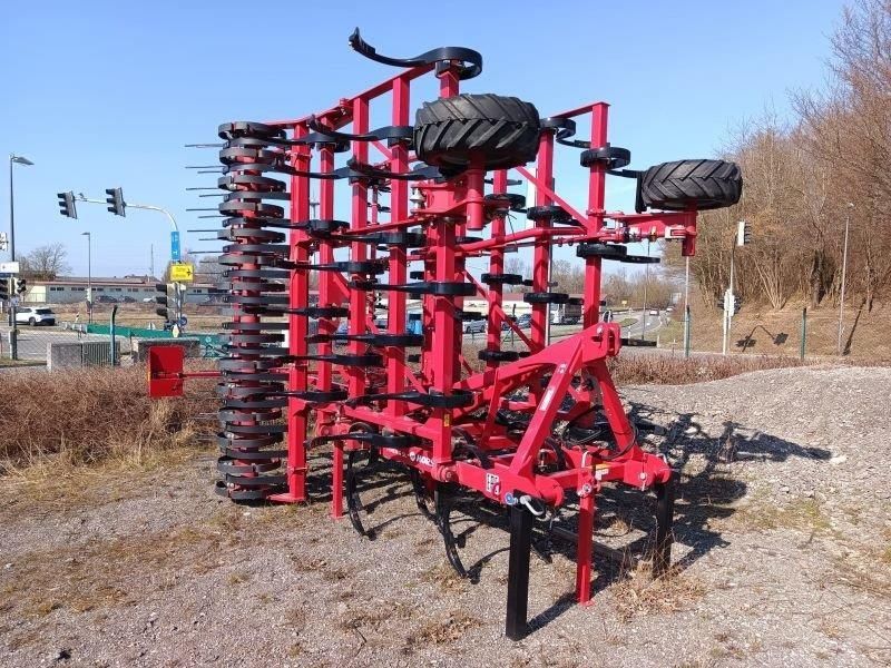 HORSCH finer 6 sl mit doppelstriegel Cultivateur 27 093 €