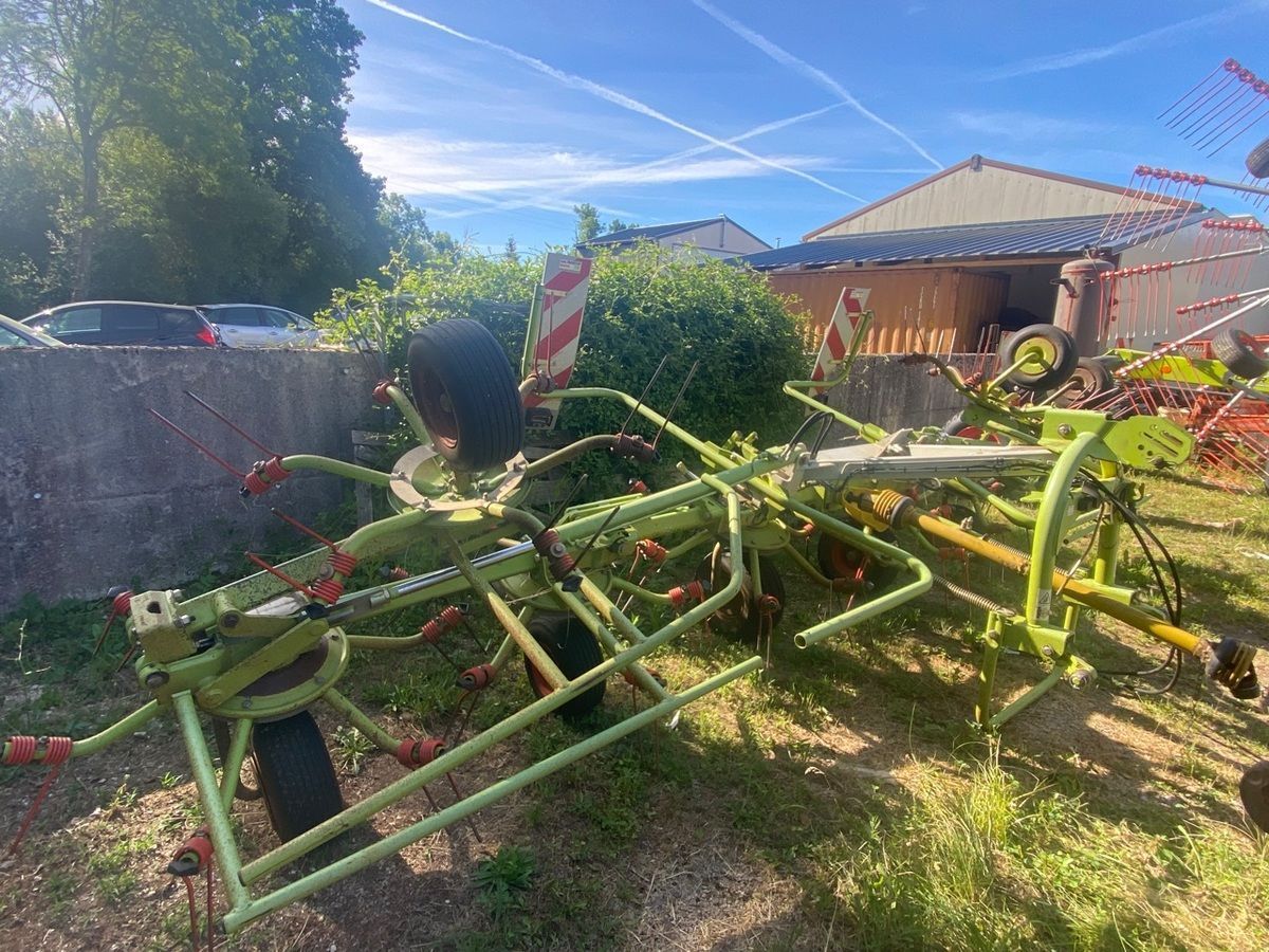 Claas Volto 870 Tedder €6,800