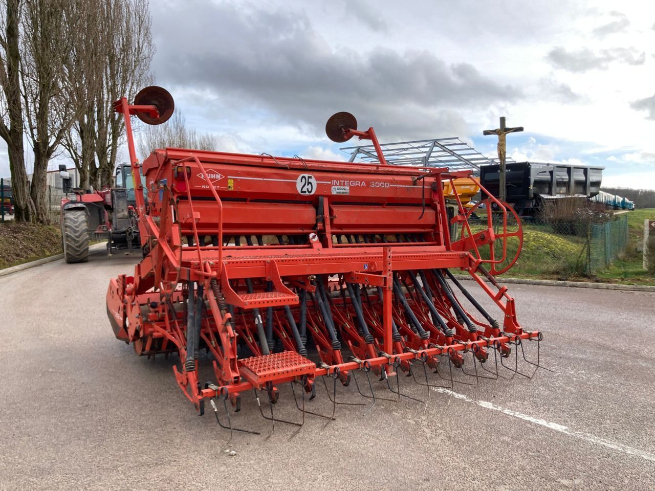 Kuhn integra 3000 Combinación de taladradoras 7500 €