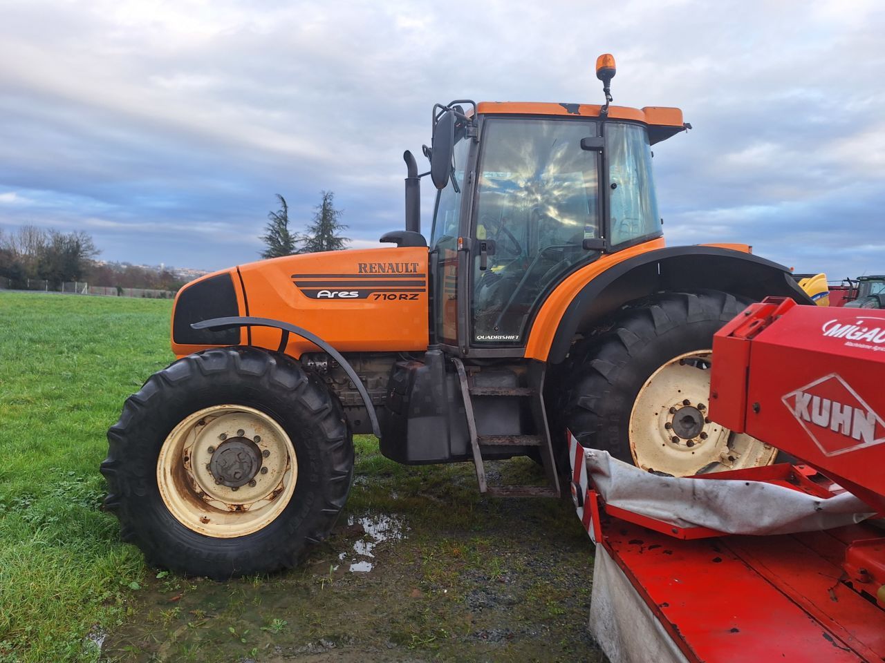 E-FARM: Renault ares 710 rz - Traktor - id FUNQJ6P - 25 000 € - Rok produkcji: 1997 - Motogodziny: 6900,Moc silnika: 145,Francja