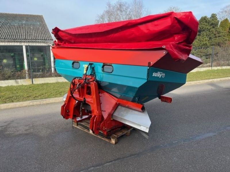 E-FARM: Sulky-Burel dpx - Düngerstreuer - id WZR3N5R - 1.800 € - Baujahr: 2004 - Frankreich