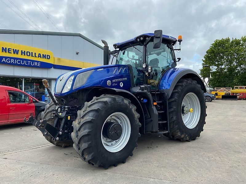 E-FARM: new holland agriculture used new holland t7.315 hd tractor for sale - Tractor - id H3LZDU6 - 137.929 € - Año: 2021 - Horas: 2.487,Reino Unido