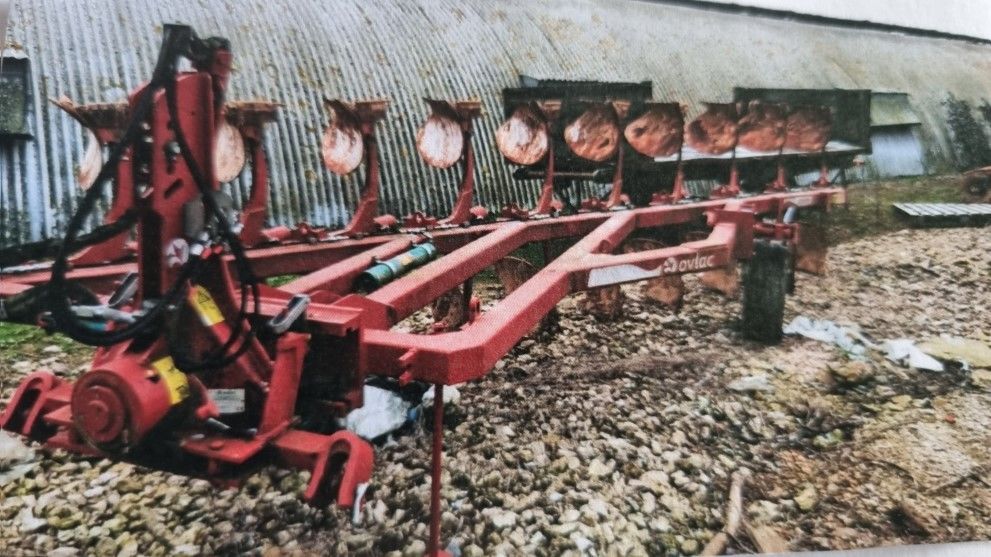 E-FARM: ovlac mini nh 8+2 - Plough - id S4SQUCI - €12,500 - Year of construction: 2014 - France