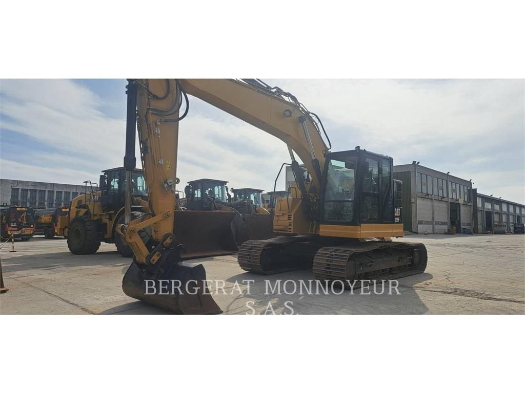 Caterpillar 325flcr Raupenbagger 117.000 €