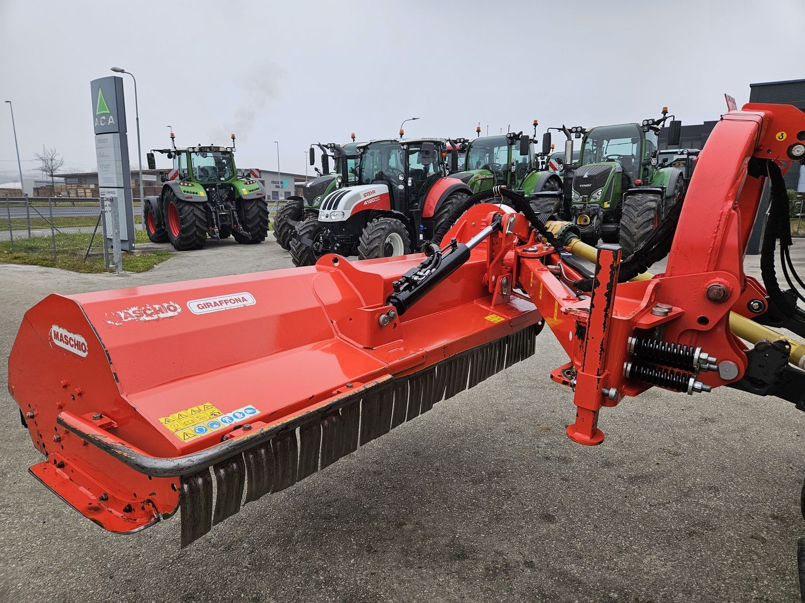 Maschio giraffona 230 se Topper €6,200