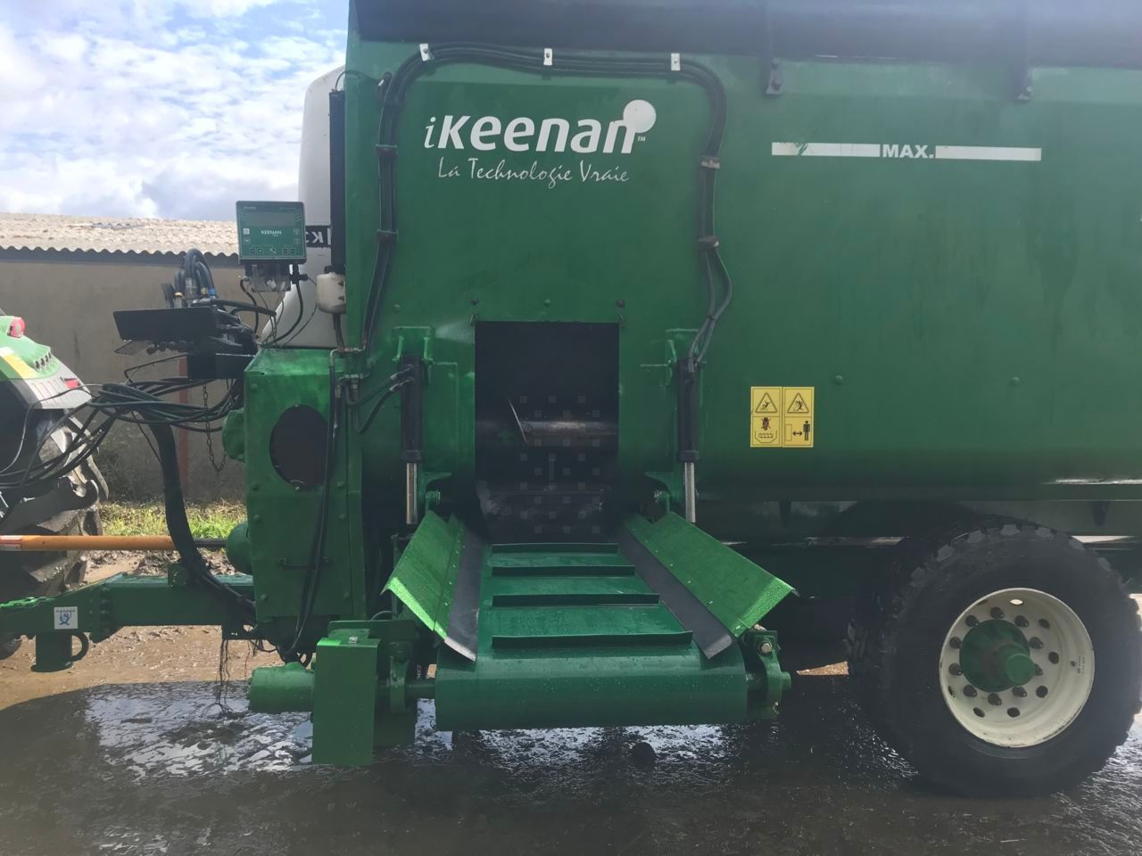 KEENAN meca fibre 340 Przyczepa do mieszania paszy 20 000 €