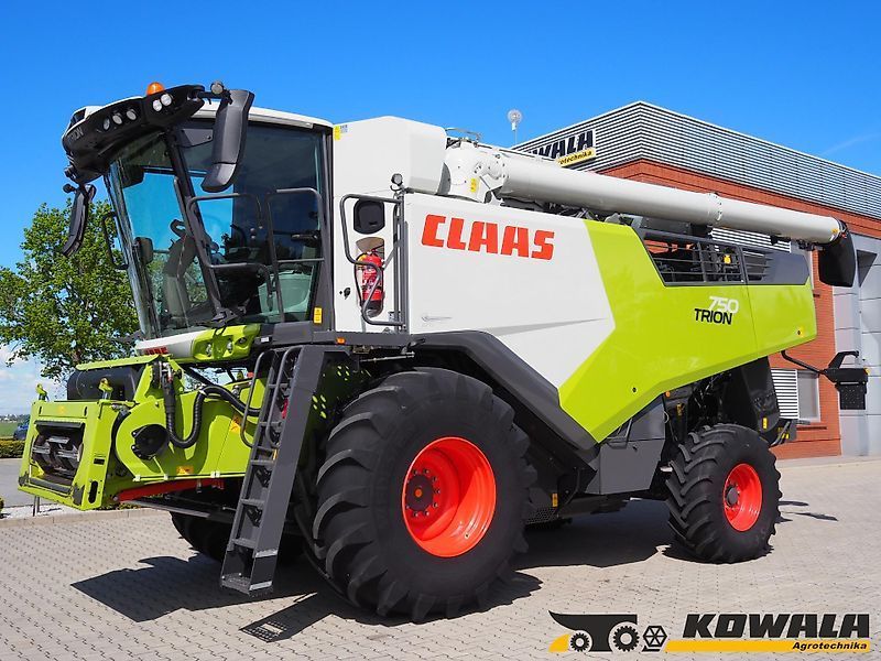 Claas Trion 750 Комбайн 245 000 €