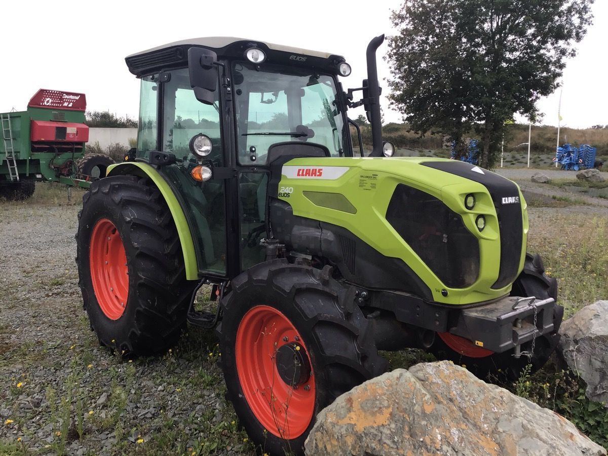 E-FARM: Claas Elios 240 - Tractor - id 1IYCTES - 42.000 € - Año: 2023 - Horas: 395,Potencia del motor: 103,Francia