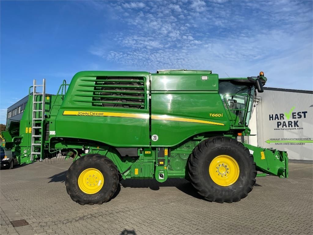 John Deere T 660 i Combine harvester €149,000