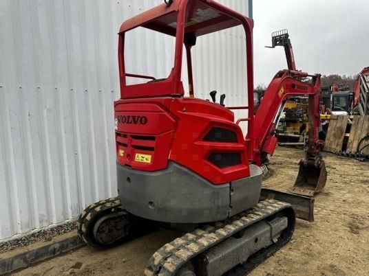 VOLVO ecr25d canopy Mini excavator €19,900