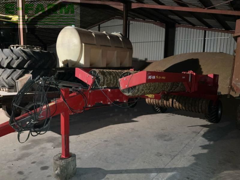 HE-VA tip-roller10.2m Prasy i wały 18 000 €