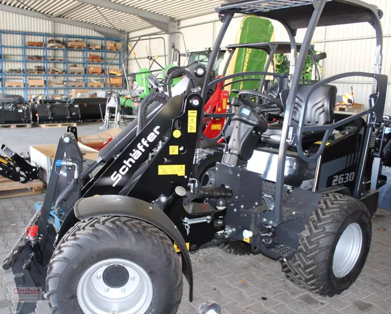 E-FARM: Schäffer 2630 - Chargeuse à roues téléguidée - id 5AVYGP9 - 37 900 € - Année: 2023 - Puissance du moteur (chevaux): 24,Allemagne