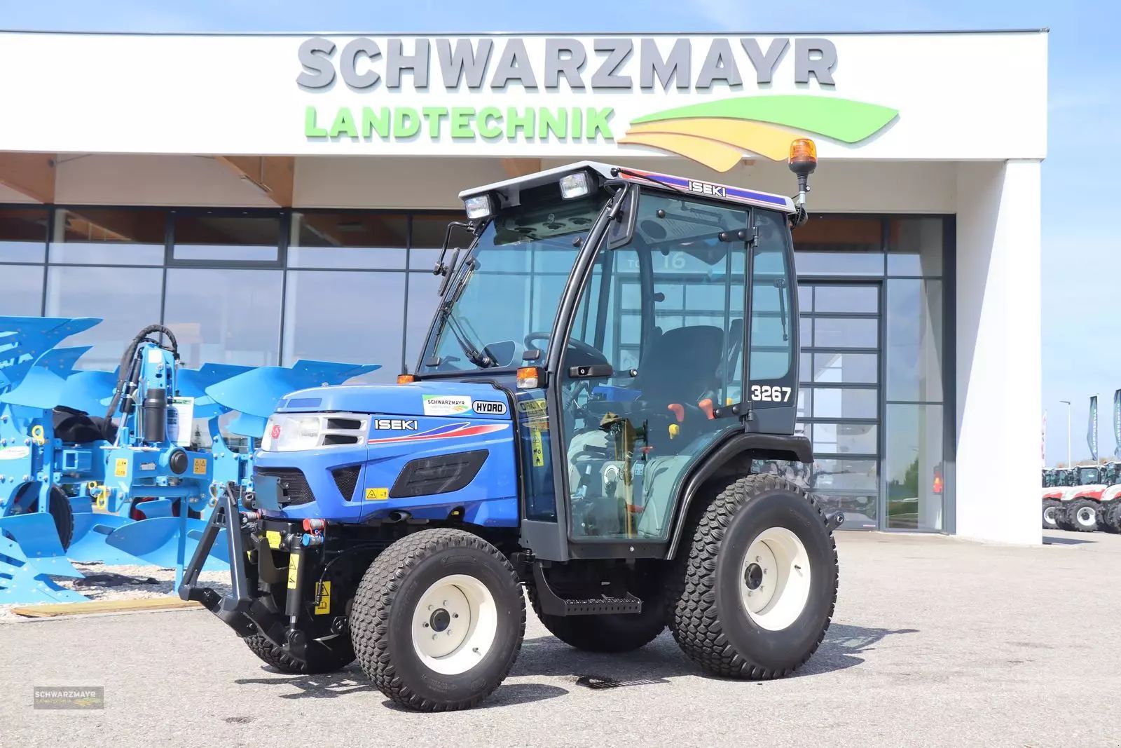 E-FARM: Iseki tm 3267 ahlk - Kommunaltechnik - id IDWQTA6 - Baujahr: 2025 - Österreich