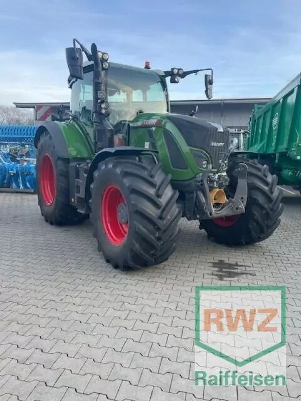 E-FARM: Fendt 718 Vario - Traktor - id BXFKLVI - Baujahr: 2023 - Abgelesene Motorstunden: 830,Motorleistung (PS): 179,Deutschland
