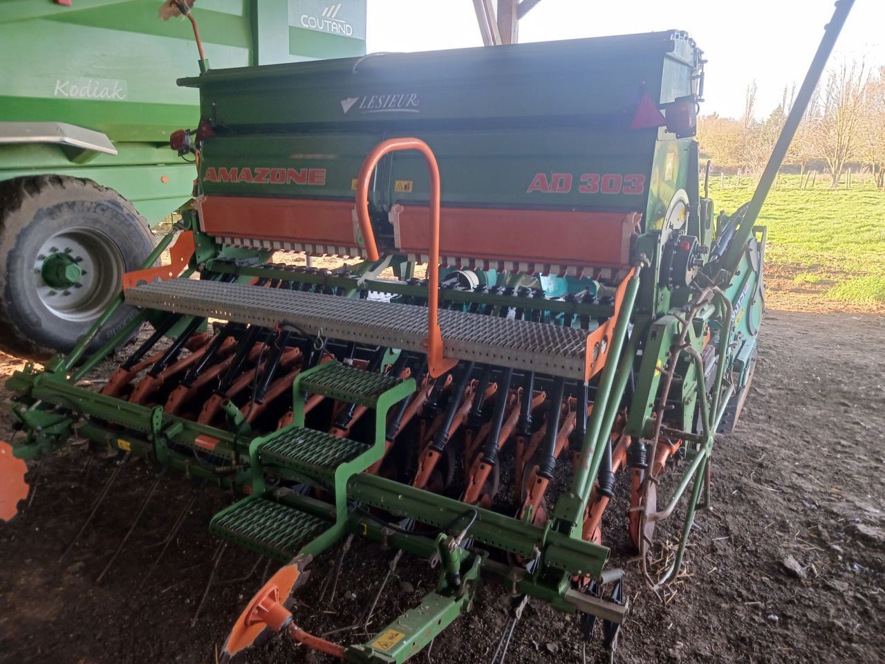 Amazone AD 303 Drilling machine combination €12,000