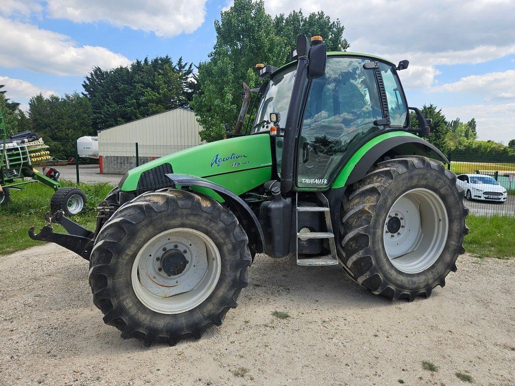 E-FARM: Deutz-Fahr Agrotron 135 - Tracteur - id MQSX23J - 25 000 € - Année: 2000 - Lecture du nombre d'heure: 9 118,Puissance du moteur (chevaux): 135,France