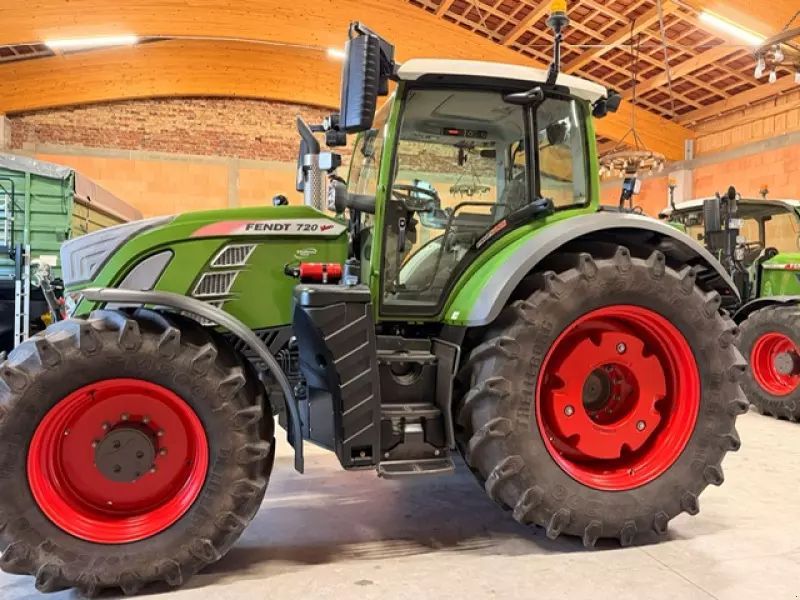 Fendt 720 Vario ProfiPlus Tractor €160,019
