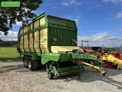 E-FARM: Krone titan 6-48 all-in - Forage transport - id 7NA4YNL - €20,092 - Year of construction: 2006 - Germany