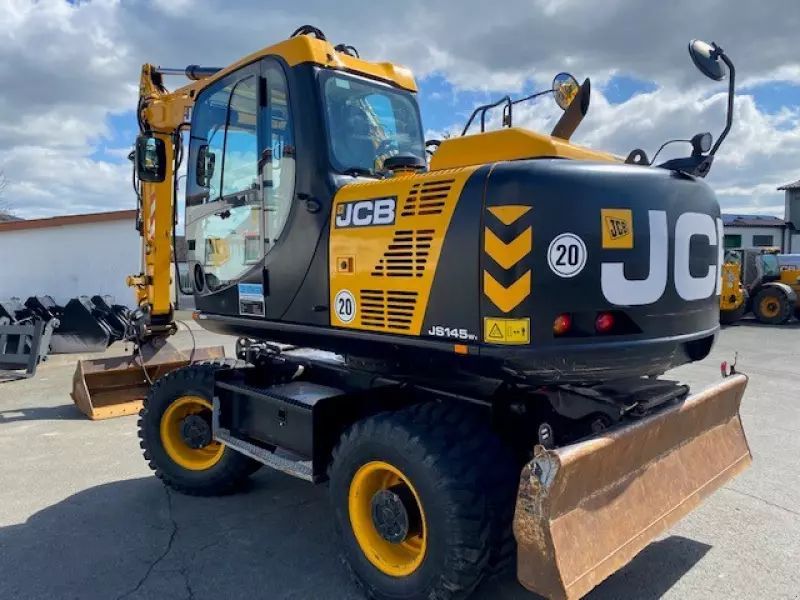 JCB js 145 w Excavadora 95.000 €