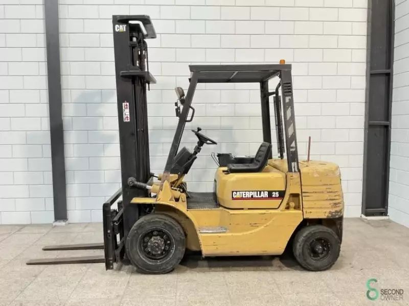 Caterpillar DP 25 Carrello elevatore 5.850 €