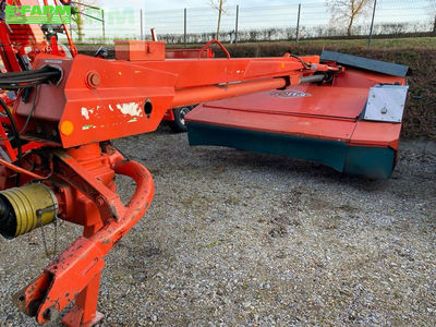 E-FARM: Kuhn FC 303 GC - Mower - id ESDD4KT - €2,500 - Year of construction: 2001 - France