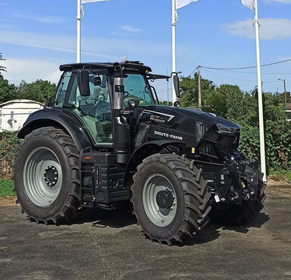 E-FARM: Deutz-Fahr 6210 Agrotron TTV - Tractor - id TEY6XKJ - €159,500 - Year of construction: 2023 - Engine hours: 100,Engine power (HP): 210,France
