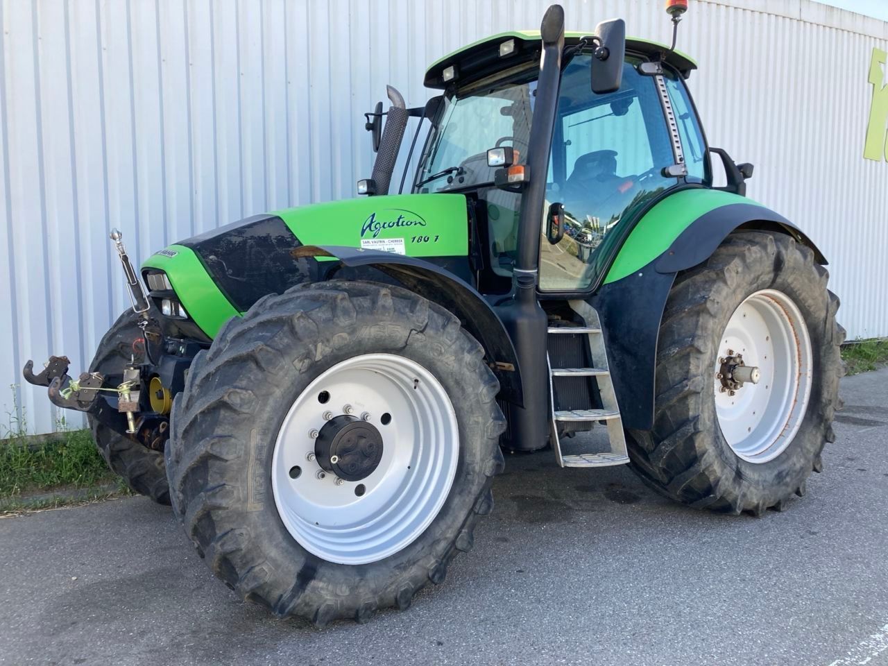 E-FARM: Deutz-Fahr Agrotron 180.7 - Tractor - id YJP58BJ - 38.000 € - Año: 2008 - Horas: 6300,Potencia del motor: 180,Francia