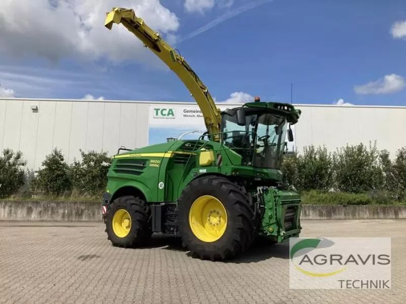 E-FARM: John Deere 8600 - Feldhäcksler (selbstfahrend) - id 2FIEKTF - 169.900 € - Baujahr: 2018 - Abgelesene Motorstunden: 1.775,Deutschland