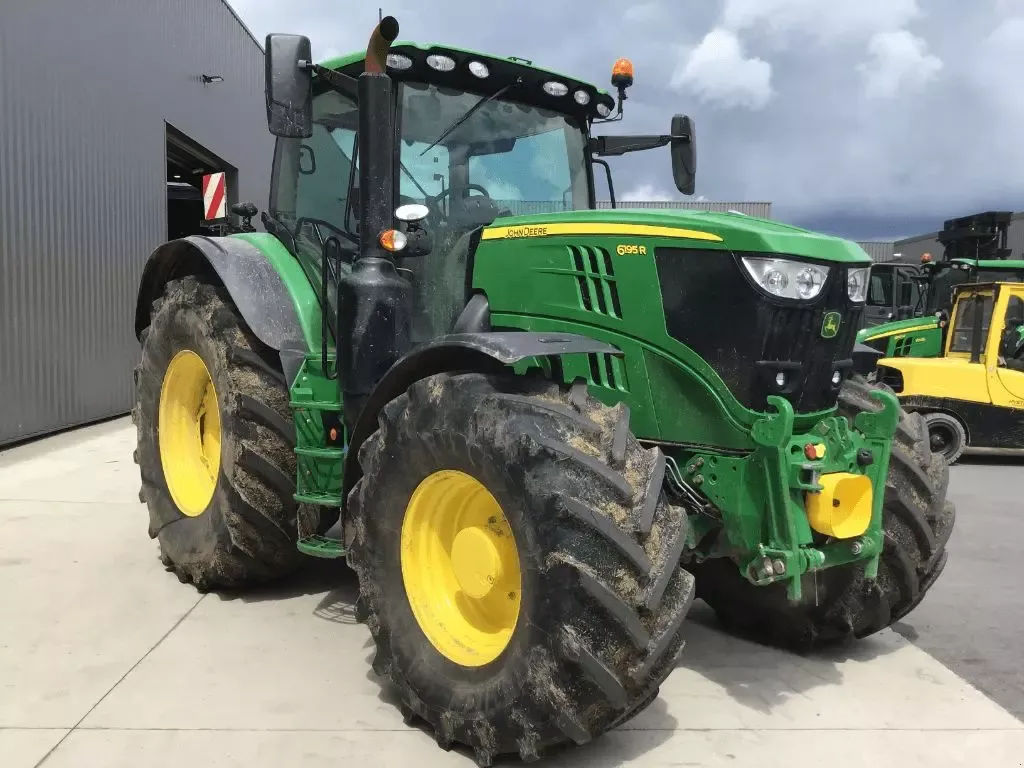 E-FARM: John Deere 6195 R - Tractor - id CA1M6FD - 154.900 EUR - Anul: 2022 - Citeste ore: 1.732,Muterea motorului: 195,Franța
