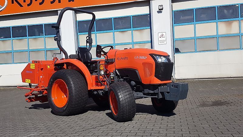 E-FARM: Kubota l1-382 hydrostat -turf bereifung - Tracteur - id MSK2KAZ - 22 780 € - Année: 2022 - Lecture du nombre d'heure: 1,Puissance du moteur (chevaux): 37,Allemagne